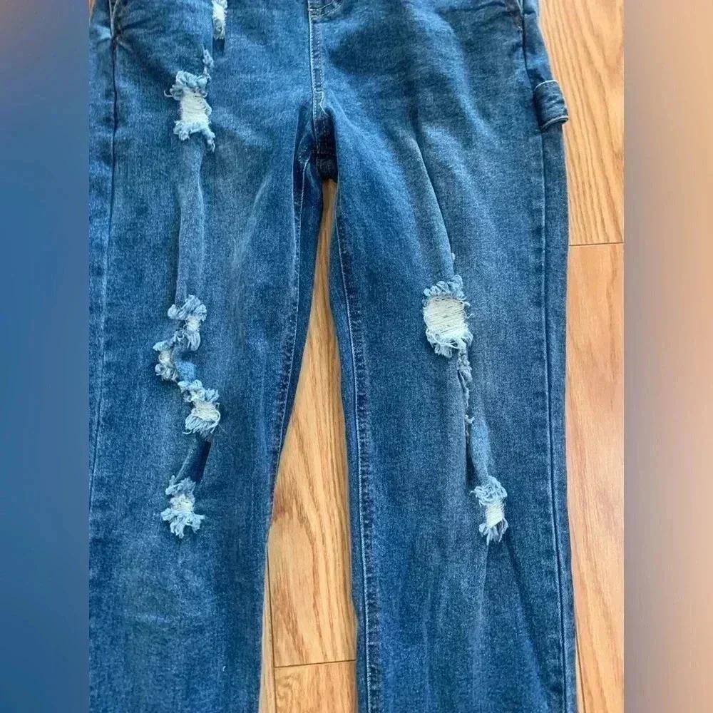 NEW NO BOUNDARIES OVERALL JEANS BLUE SIZE  SMALL 3-5 DESTROYED - Picture 2 of 8